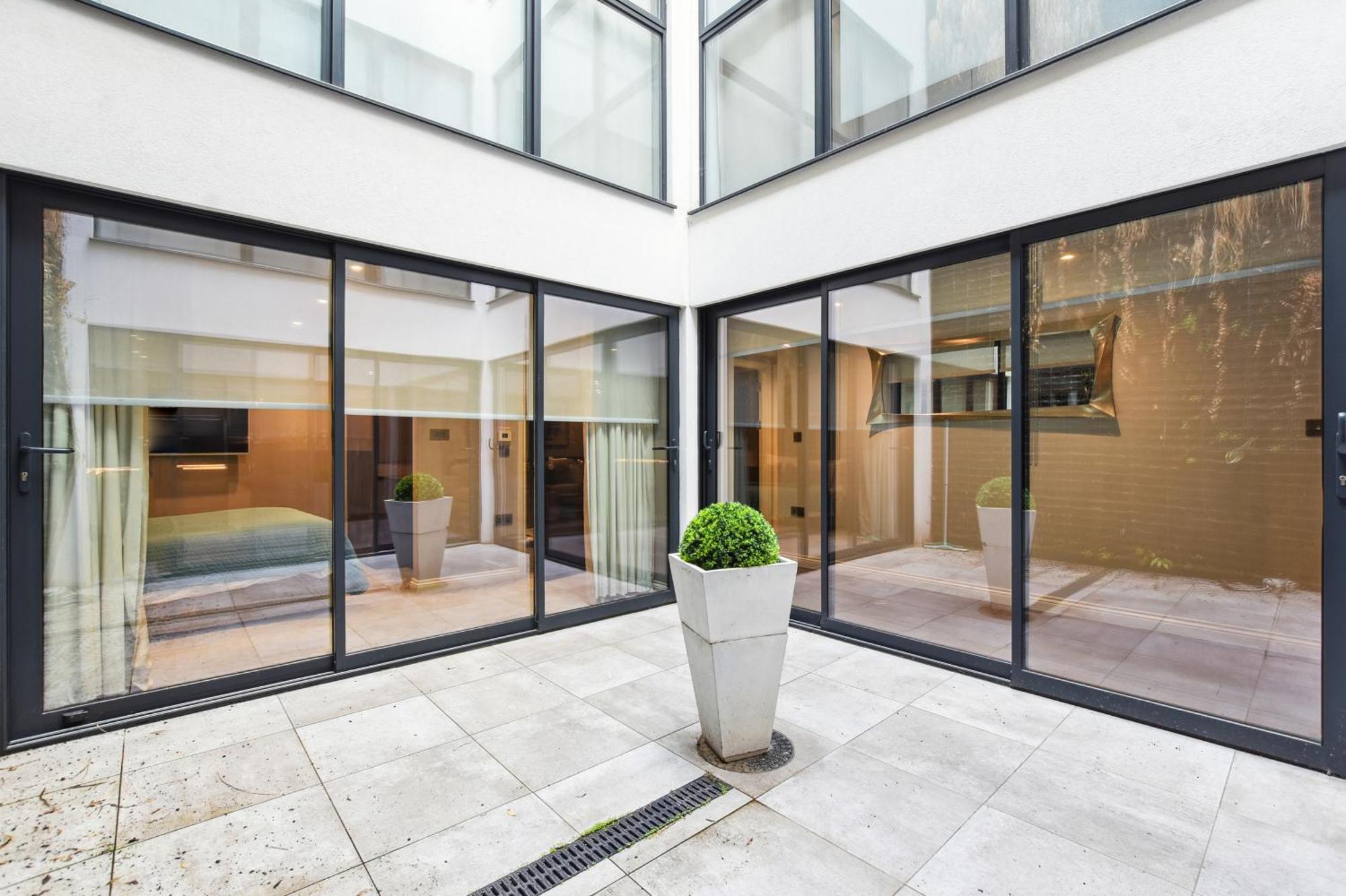 Buckingham Palace Residences By Aeria Apartments Londyn Zewnętrze zdjęcie